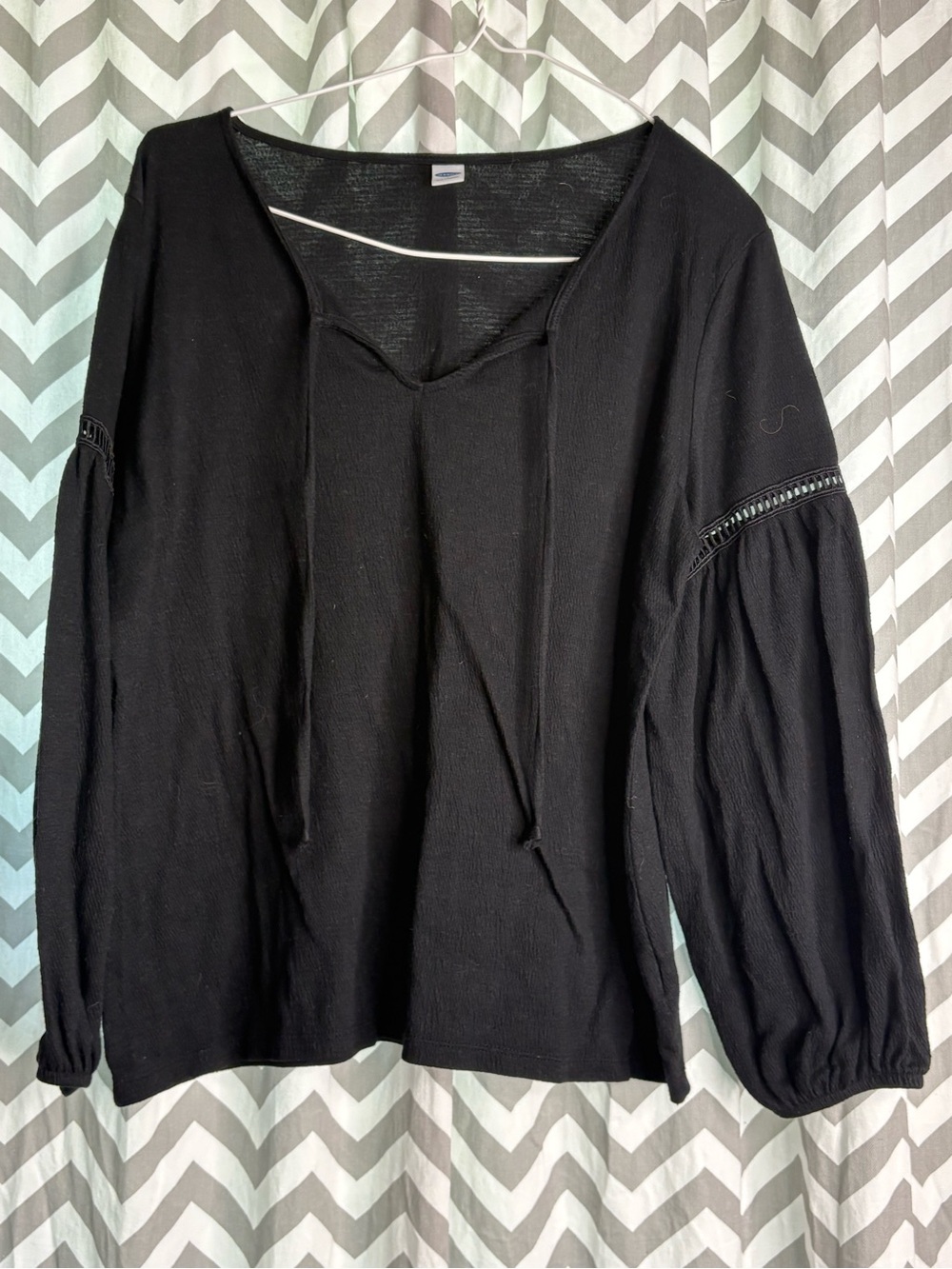 Old Navy Black Peasant Tie-Neck Blouse